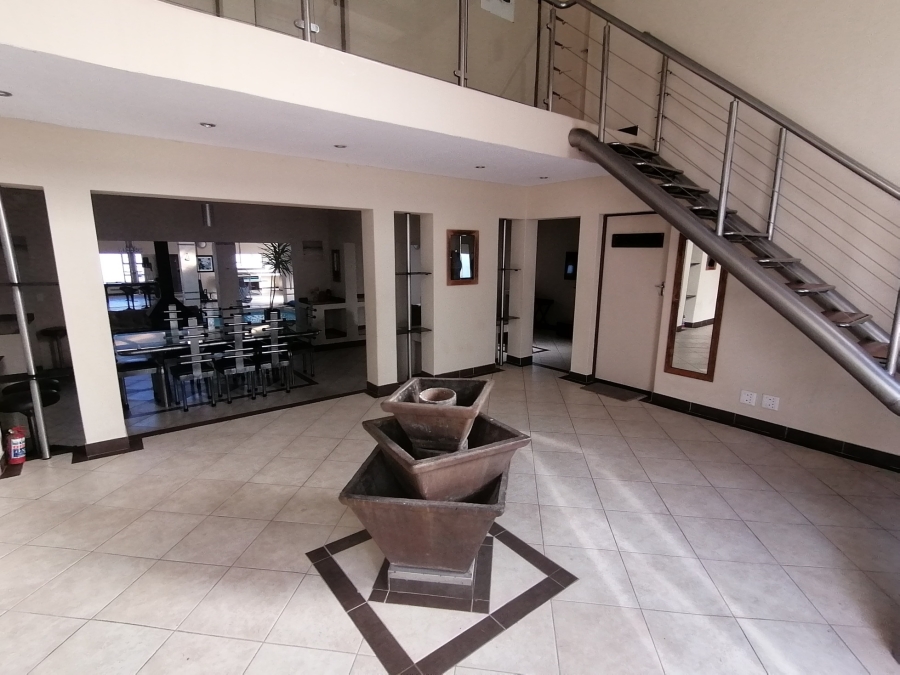 5 Bedroom Property for Sale in Bettys Bay Western Cape